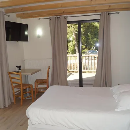 Des Myrtilles Hotel 3*